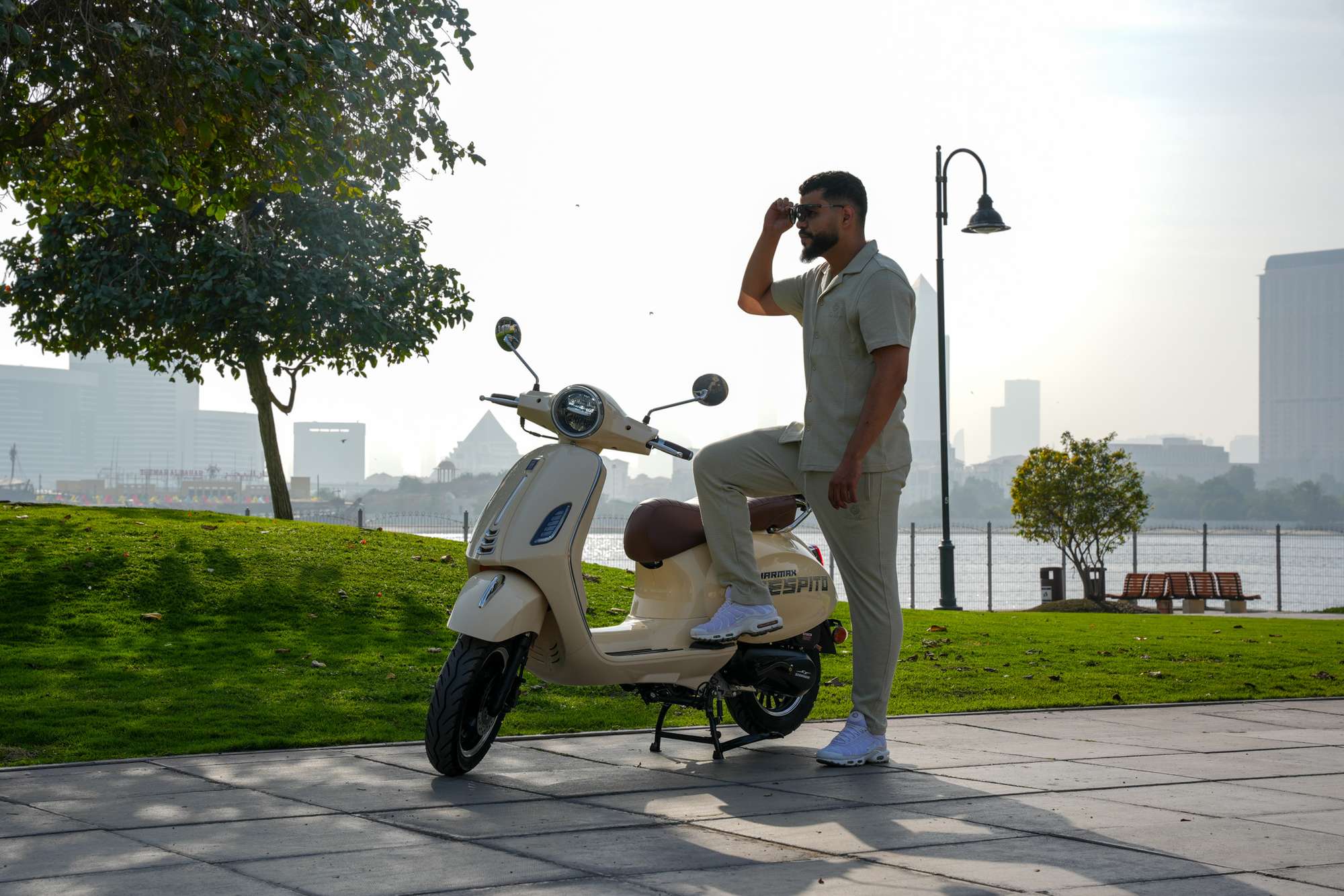 Foto de Vespito 150 EFI 03