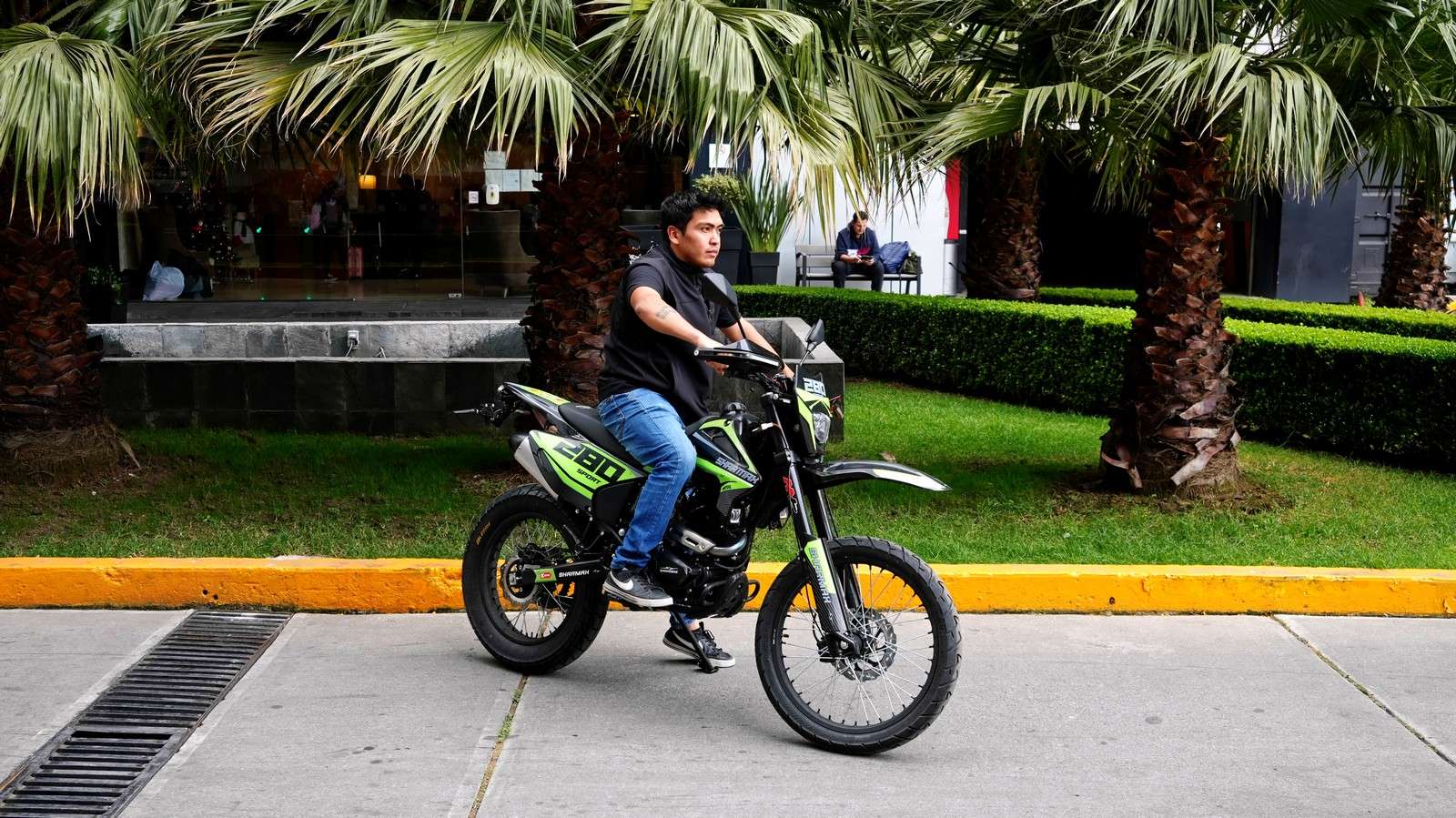 Enduro 280cc para riders avanzados que buscan potencia controlable y agilidad real