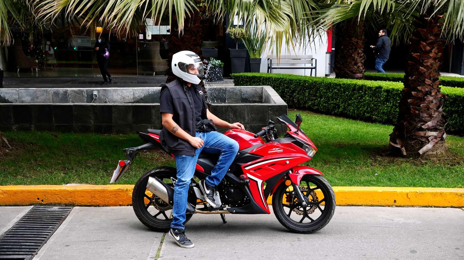 Motos 300cc en México para un trabajo diario más rápido y cómodo