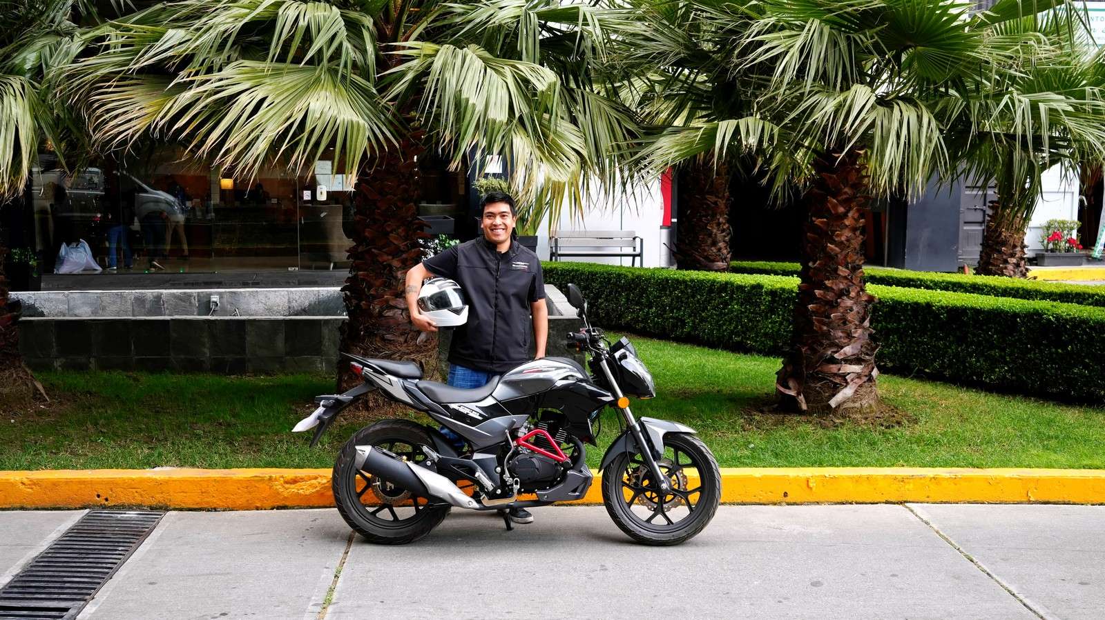 Motos 250 y 300cc para empezar en serio siendo adulto