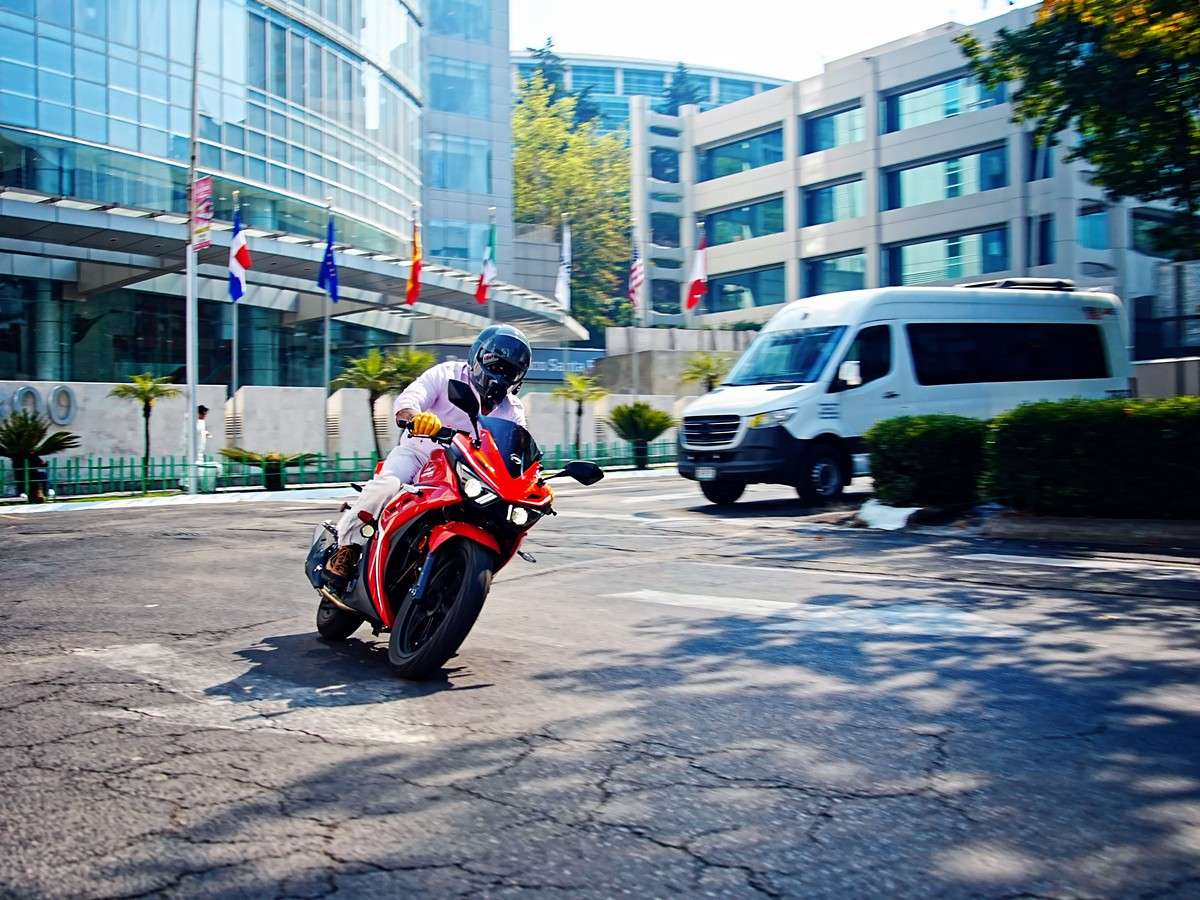 Las mejores motos 300cc para ciudad en México en 2025