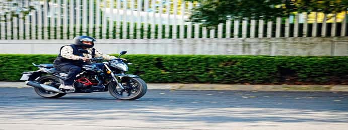 Qué frenos de moto duran más en ciudad: disco vs. tambor