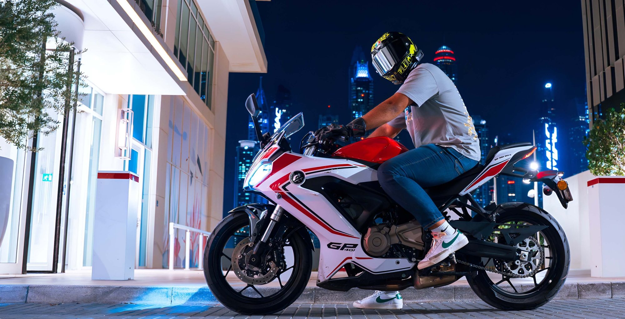 SUPER SPORT GP 401 ULTRA