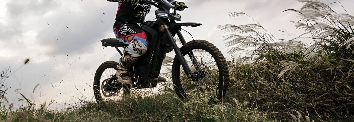 Lithium-ion battery Lithium-ion battery