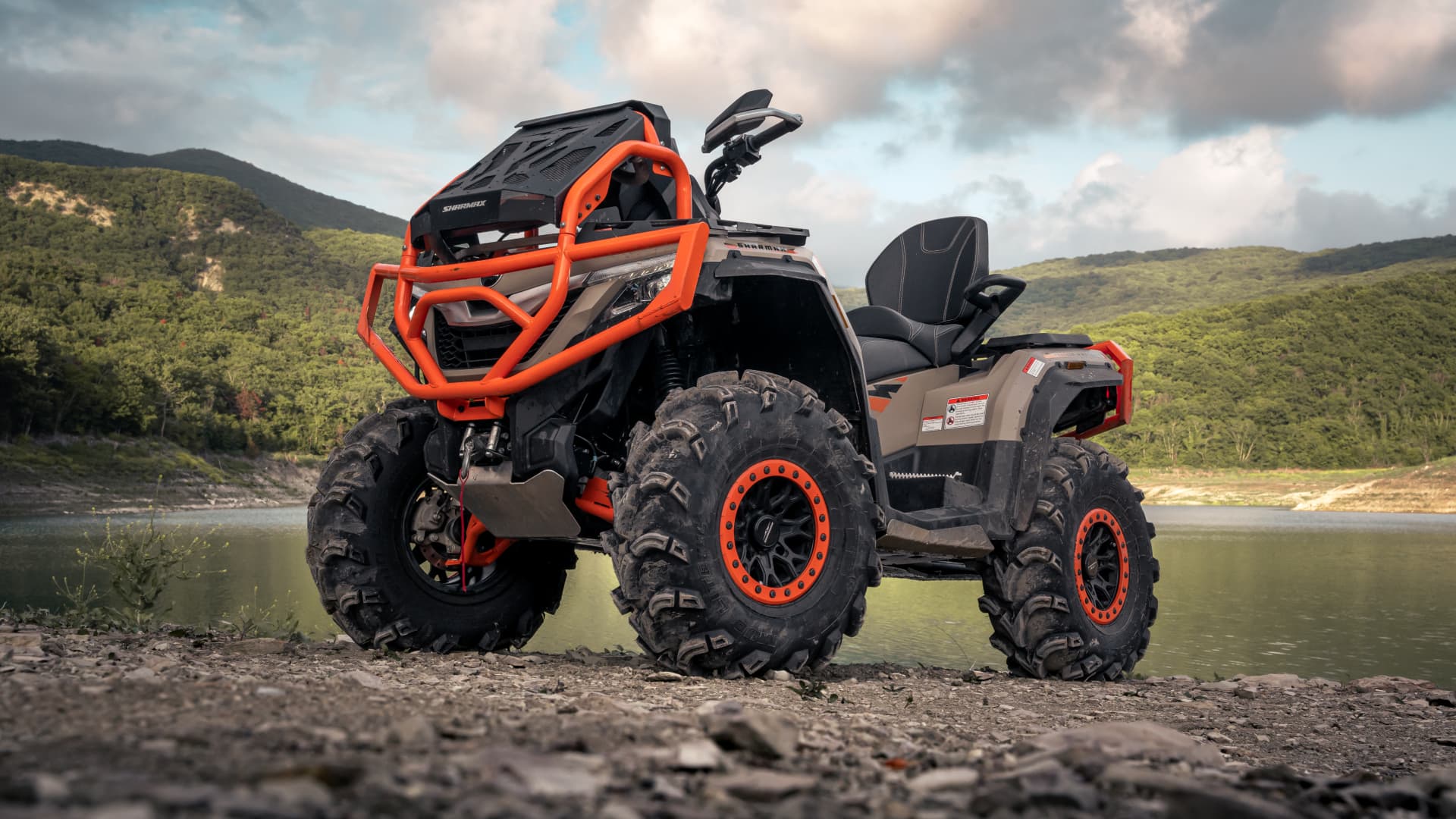 Фото товара Force 1100 MUD PRO 2.0 01