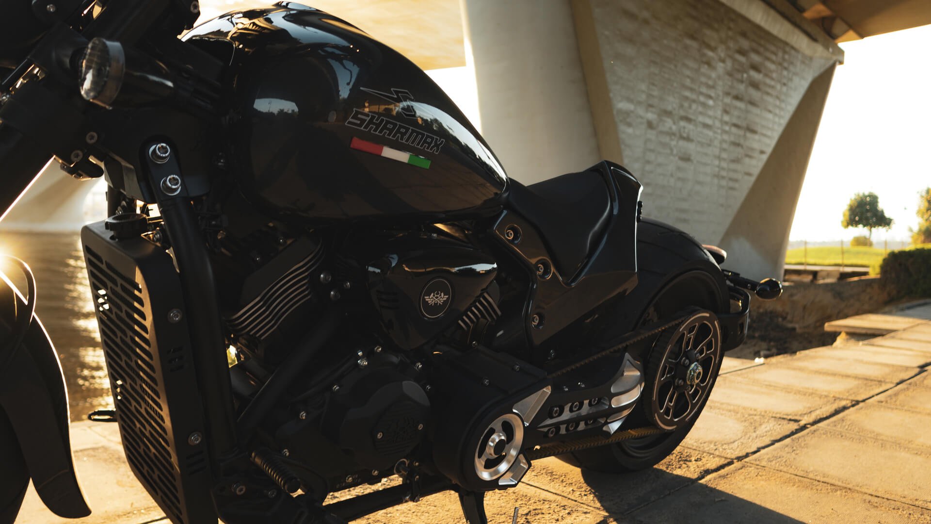 صورة CUSTOM 1000 RST ROADSTER 05 صورة CUSTOM 1000 RST ROADSTER 05