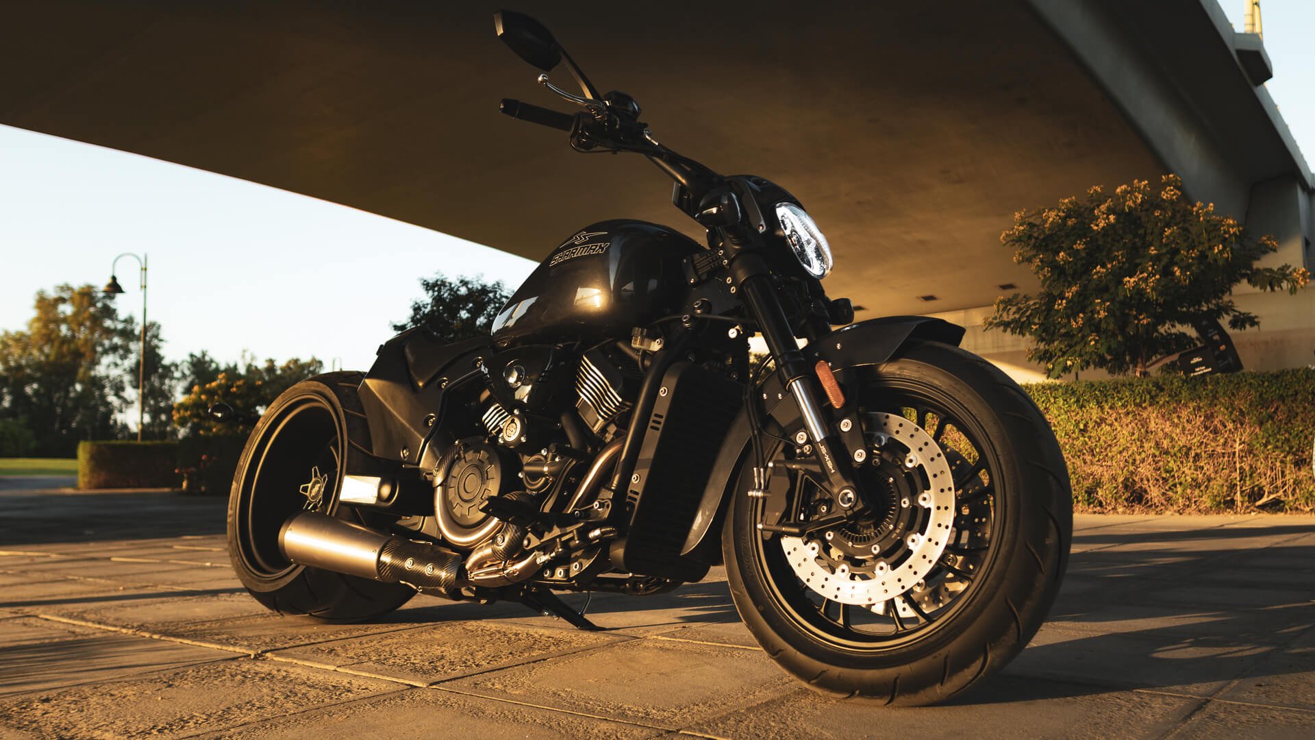 صورة CUSTOM 1000 RST ROADSTER 01 صورة CUSTOM 1000 RST ROADSTER 01