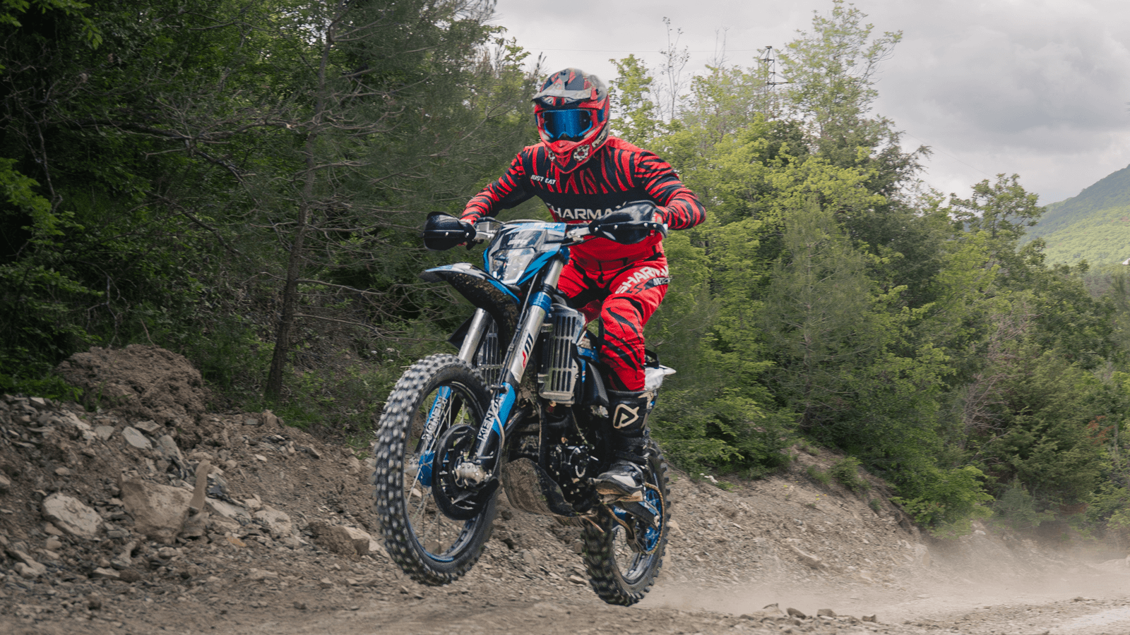 Enduro motorcycles for sale in Oman: A comprehensive guide
