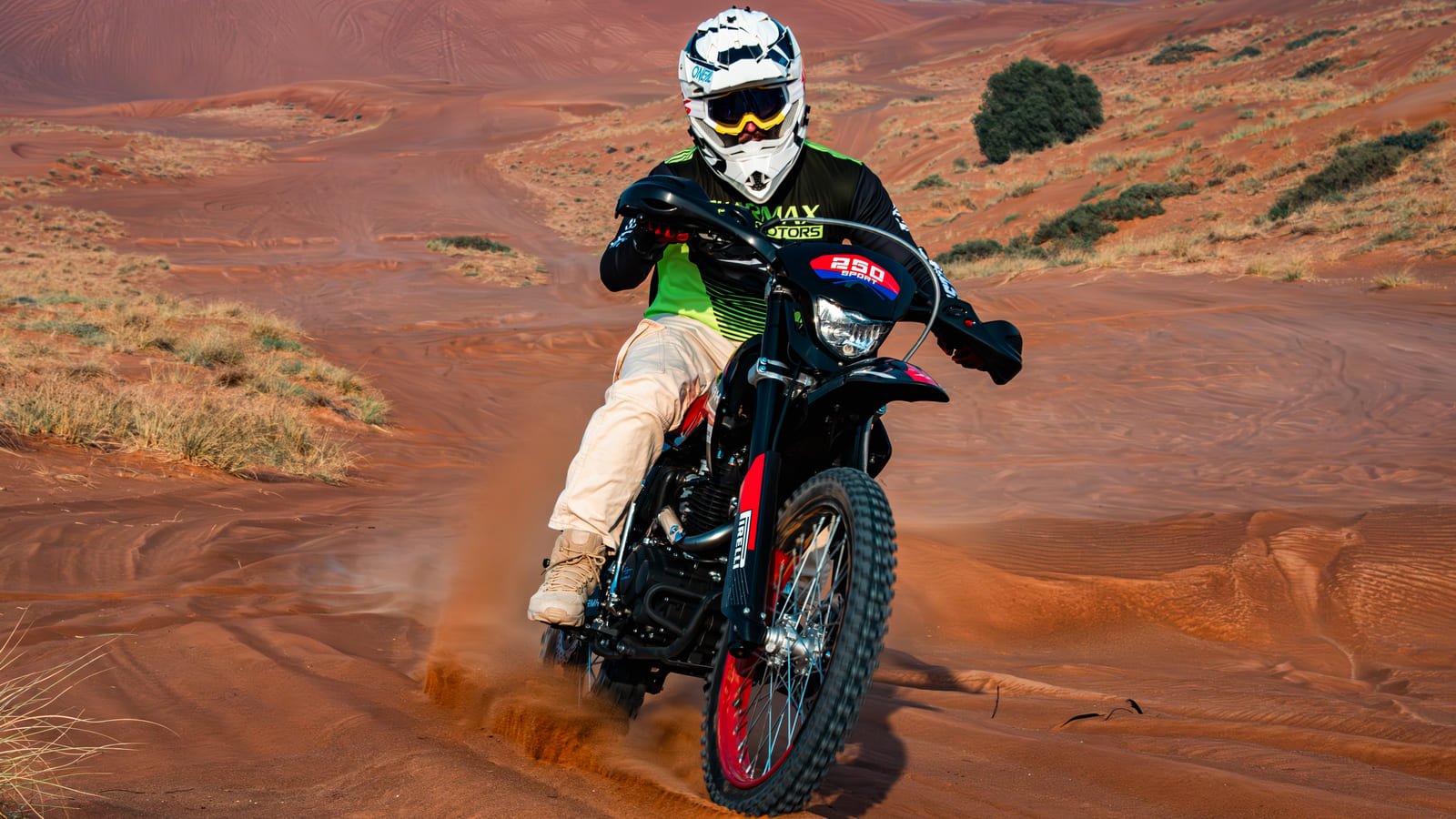 What to Wear for Desert Safari Abu Dhabi: Essential Clothing Guide 2025