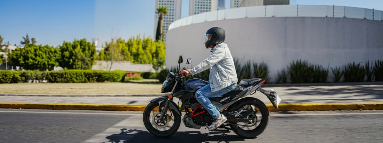 ¿Qué llantas para moto son mejores? Guía para elegir sin equivocarte ¿Qué llantas para moto son mejores? Guía para elegir sin equivocarte