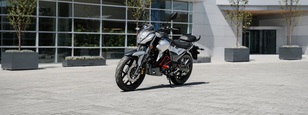 ¿Cómo limpiar tu motocicleta? Qué hacer y qué no hacer