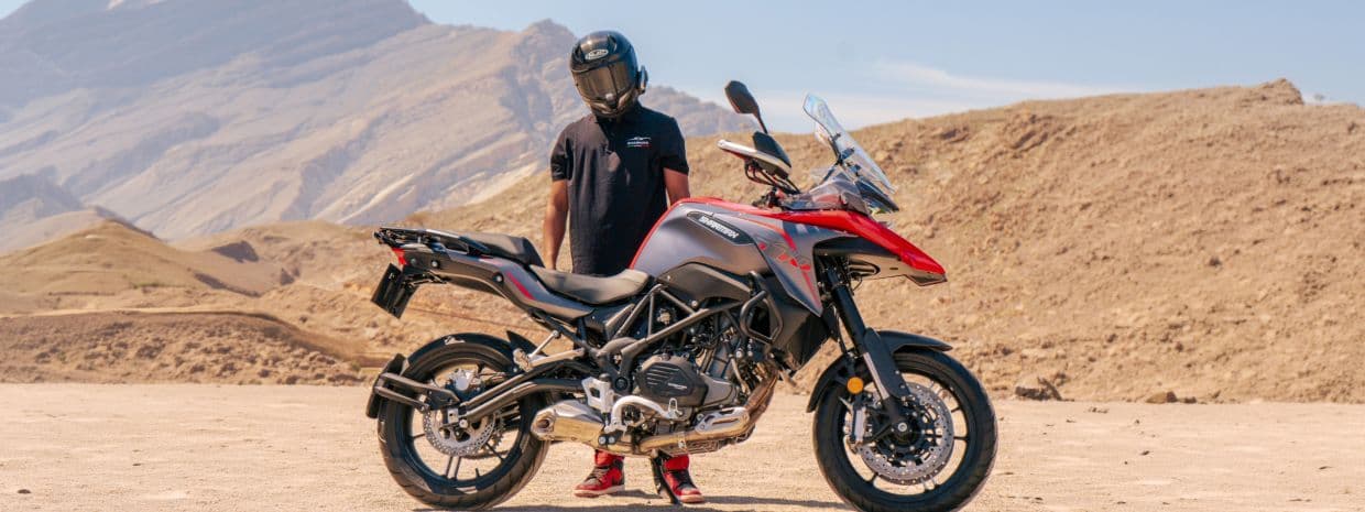 Best two-cylinder motorcycles for beginners in Oman