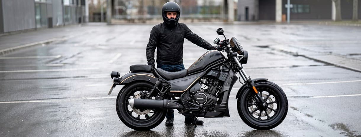 10 motorcycle maintenance tips for summer in Saudi Arabia