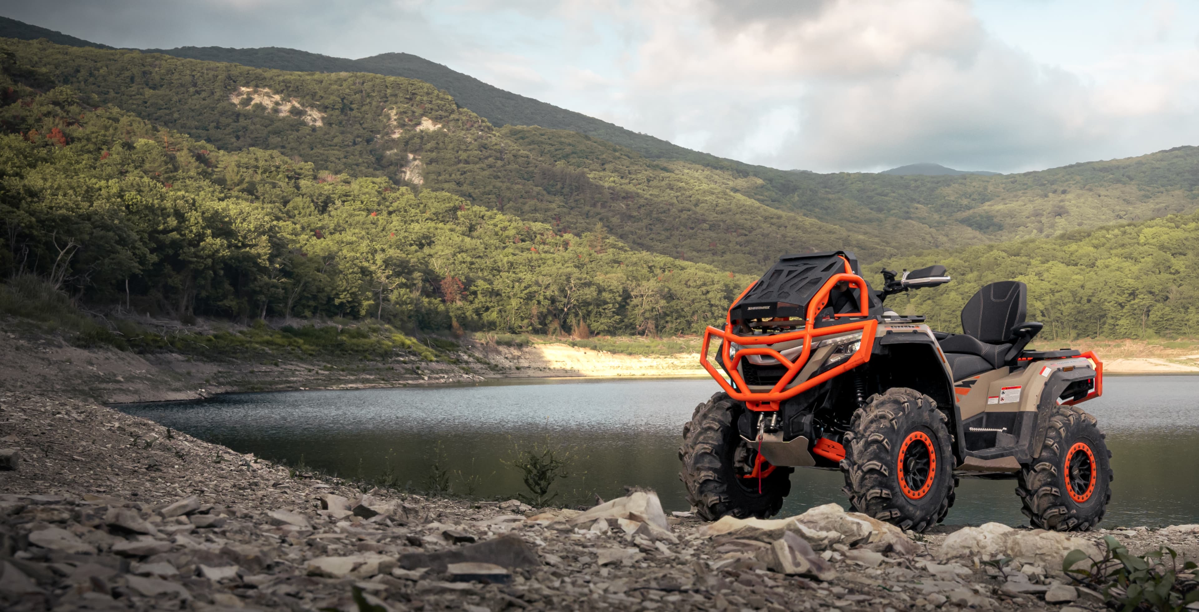Force 1100 MUD PRO Force 1100 MUD PRO