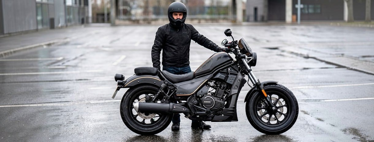 10 motorcycle maintenance tips for summer in Saudi Arabia
